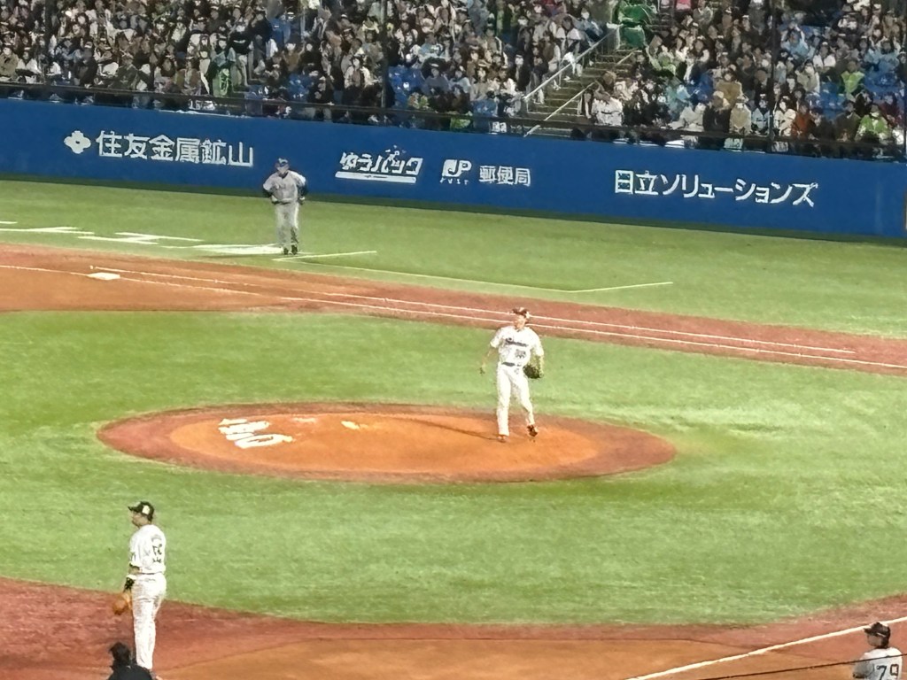 午後を神宮外苑で過ごす、20240411