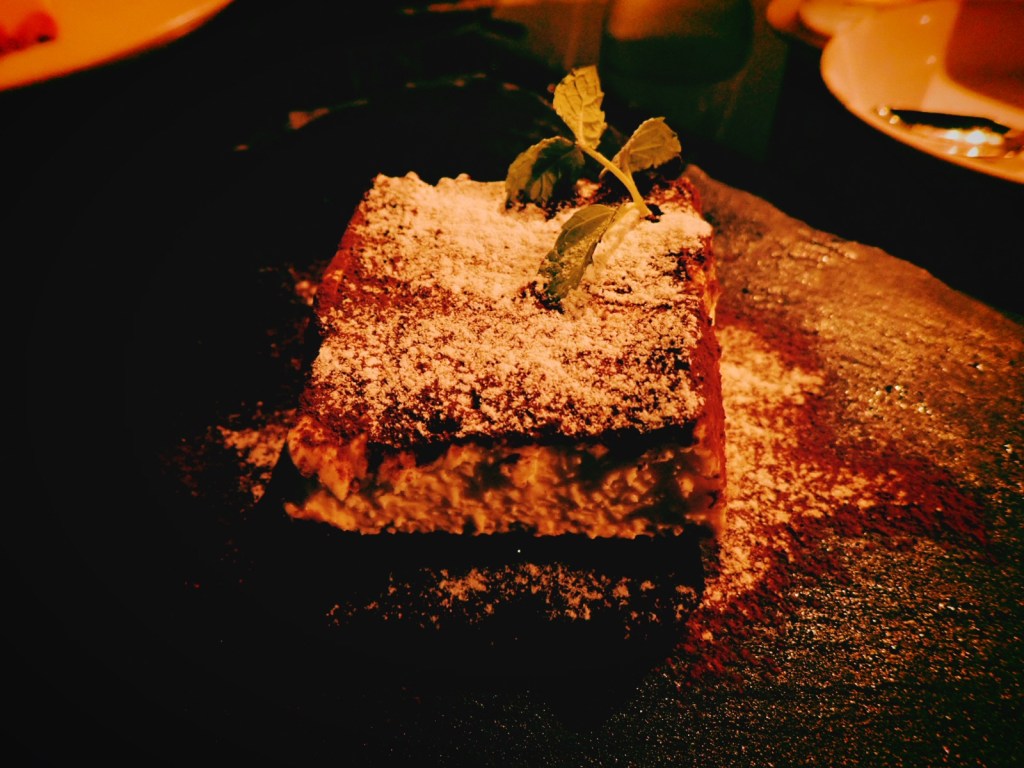 ビルボードライブ東京の土岐麻子のライブのときに食べたティラミス